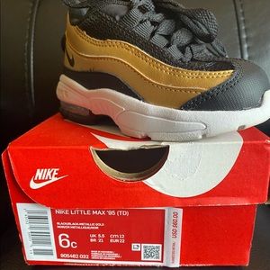 Toddler Nike Airmax